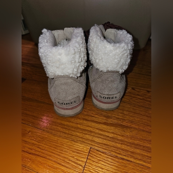 Sorel Harlow Lace Up Cozy Boots Size 7 Gray Sheepskin Collar Waterproof - Picture 3 of 9